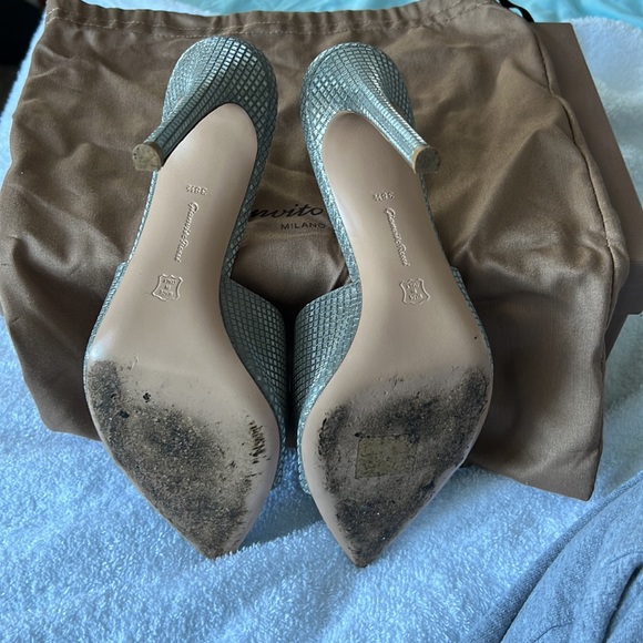 Gianvito Rossi, Alise silver mules. Gently used. Fits a true size 8 in women’s. - Picture 2 of 8